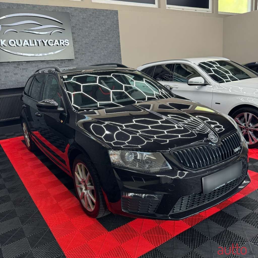 2013' Skoda Octavia photo #4