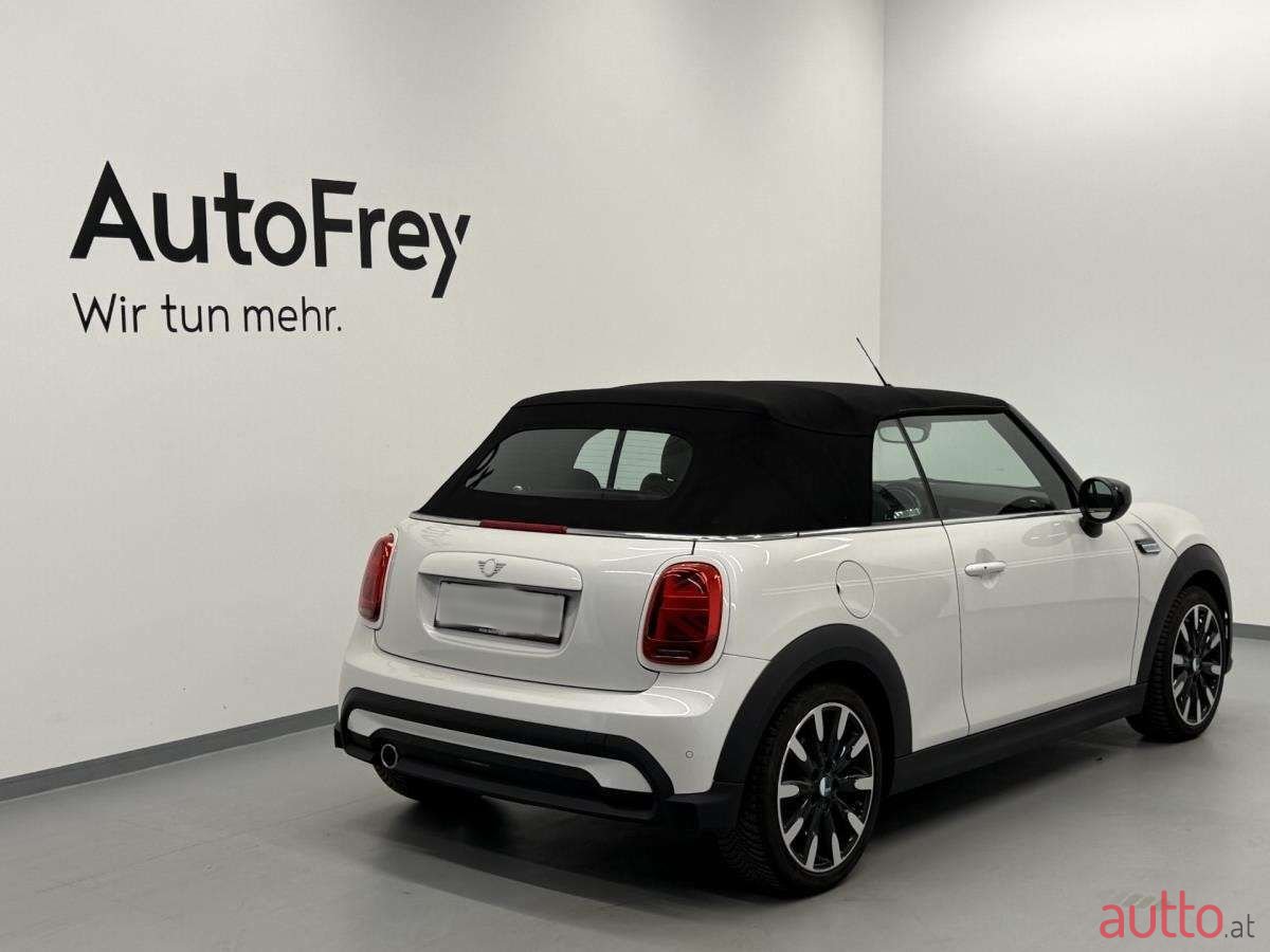 2023' MINI Cooper photo #5