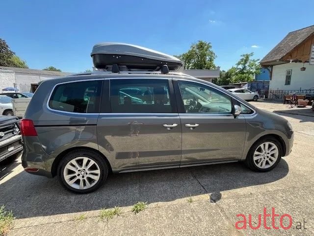 2014' SEAT Alhambra photo #4