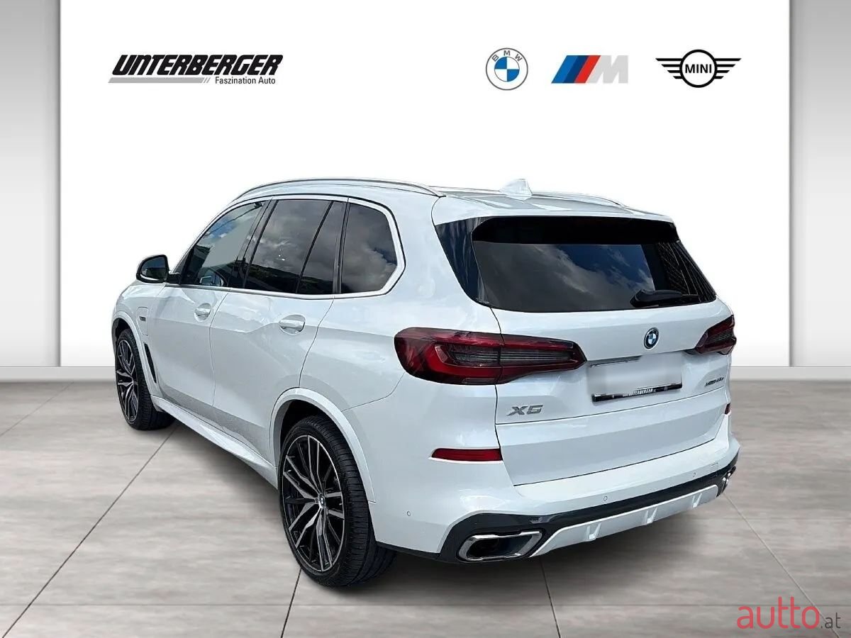 2022' BMW X5 photo #4
