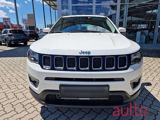 2019' Jeep Compass photo #2