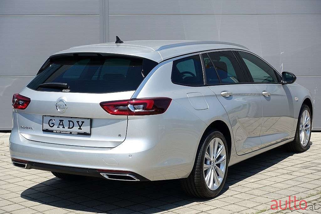 2022' Opel Insignia photo #4