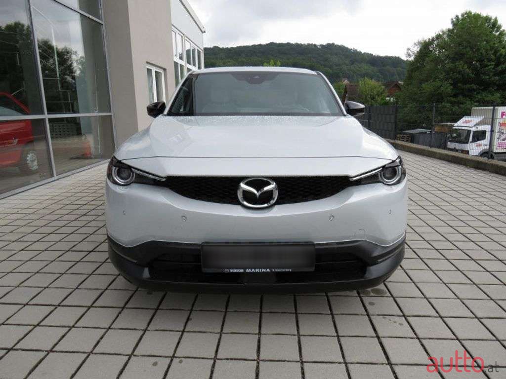 2020' Mazda MX-30 photo #2