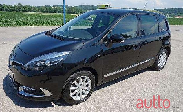 2015' Renault Scenic photo #3