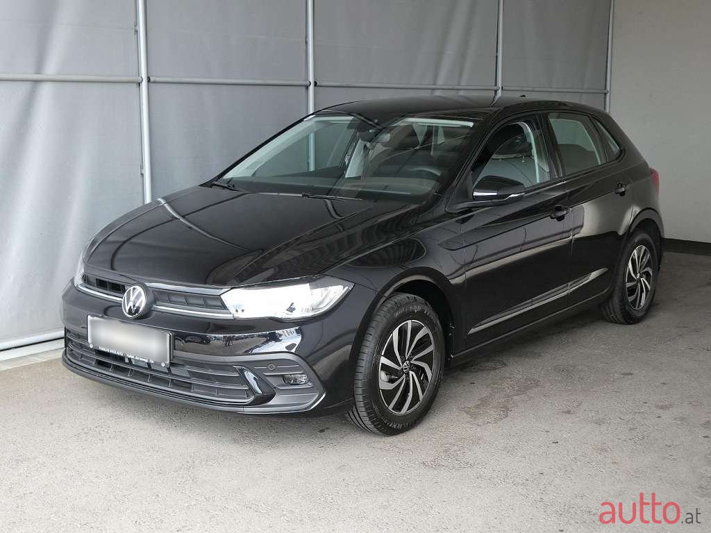 2023' Volkswagen Polo photo #1