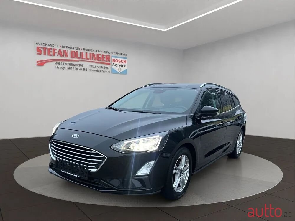 2020' Ford Focus photo #1