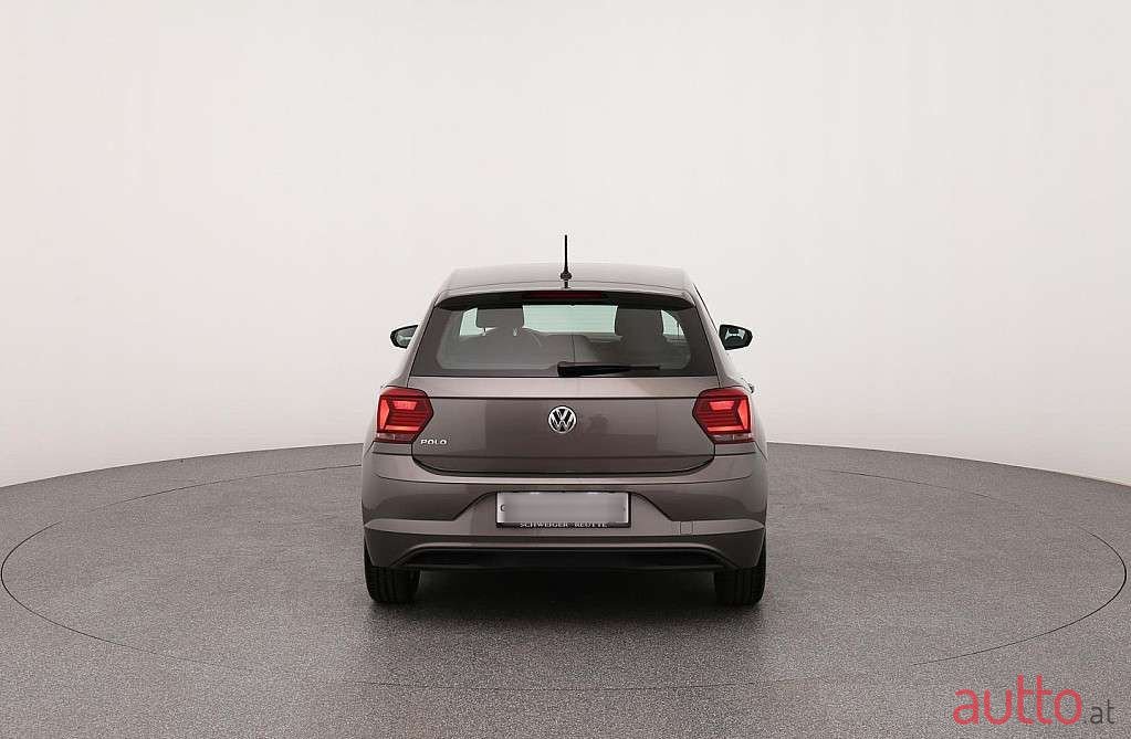 2019' Volkswagen Polo photo #6