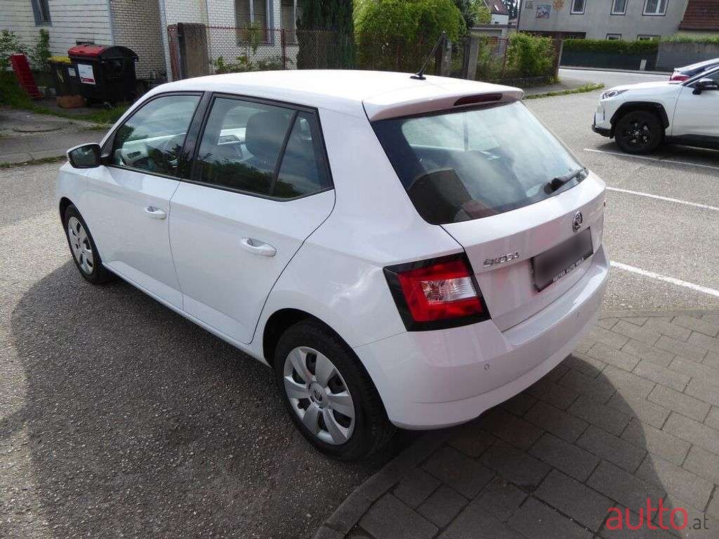 2017' Skoda Fabia photo #3