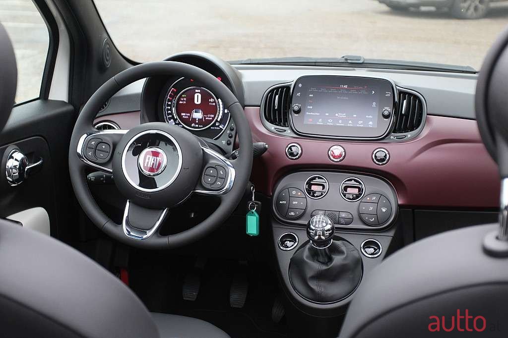 2020' Fiat 500C photo #1