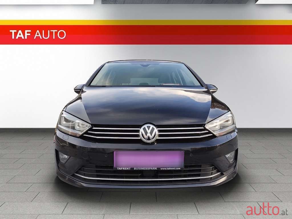 2016' Volkswagen Golf photo #3