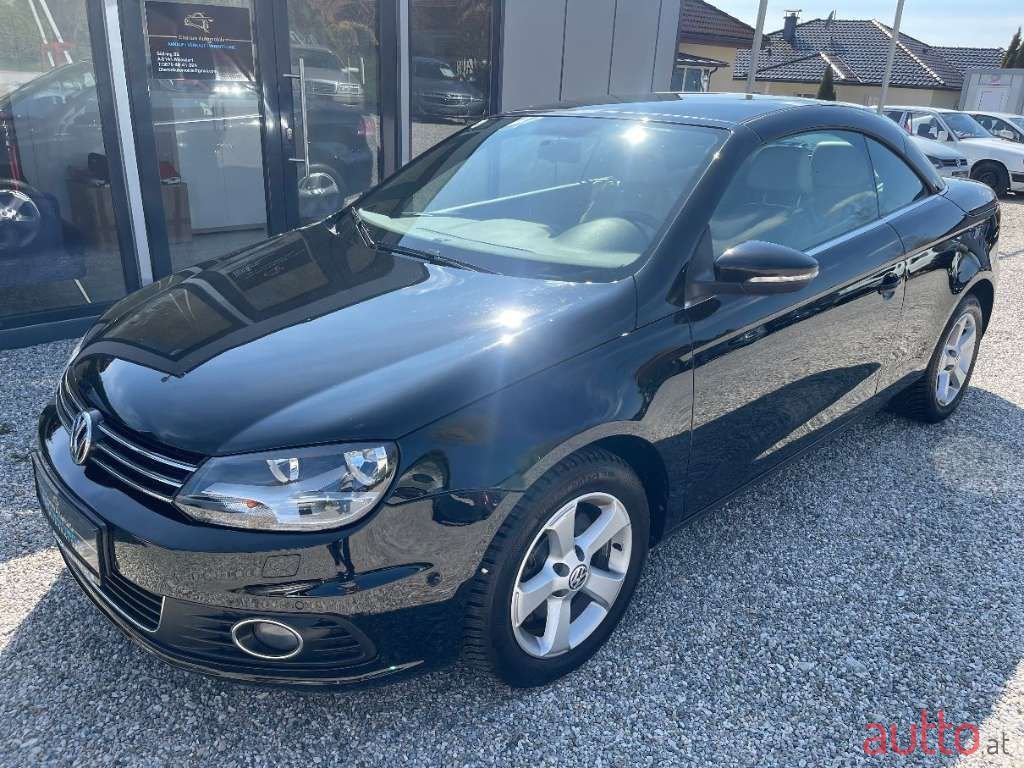 2011' Volkswagen Eos photo #1