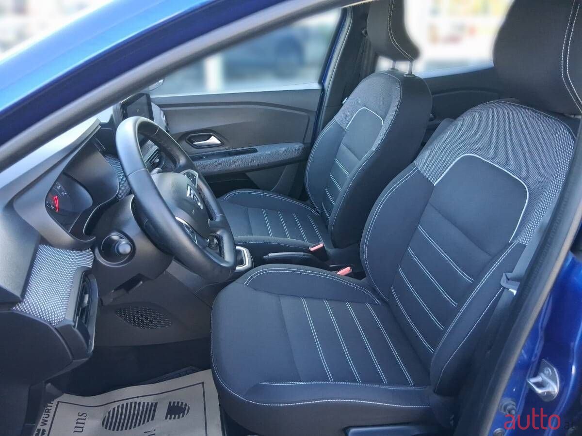 2021' Dacia Sandero photo #4