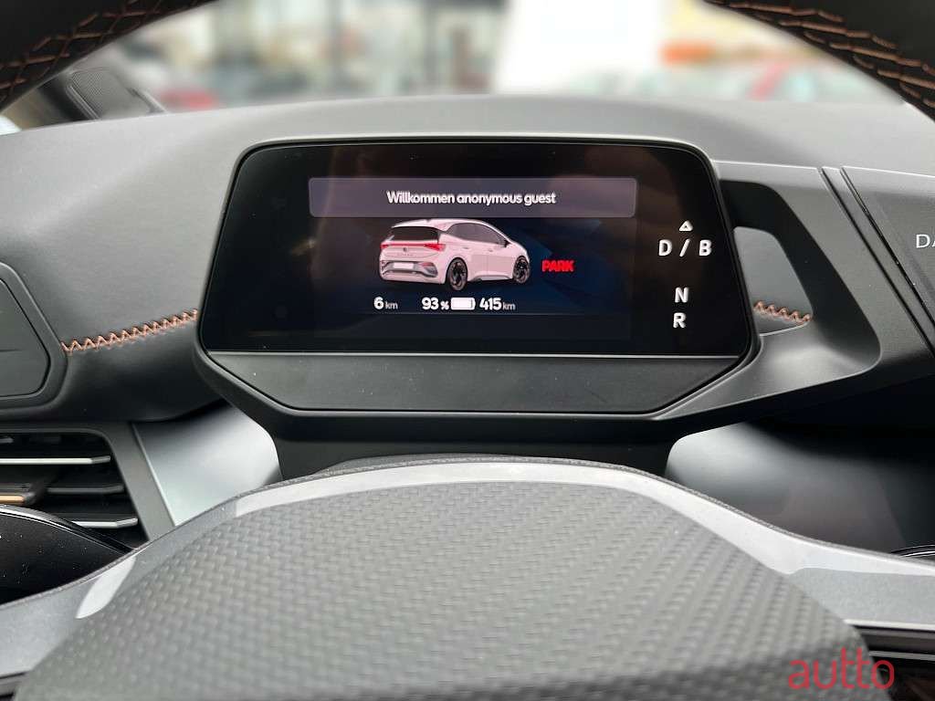 2023' Cupra Born photo #5