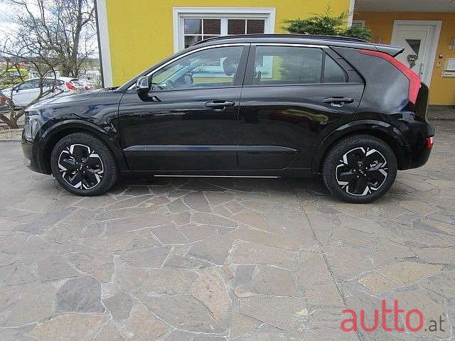 2022' Kia Niro photo #5