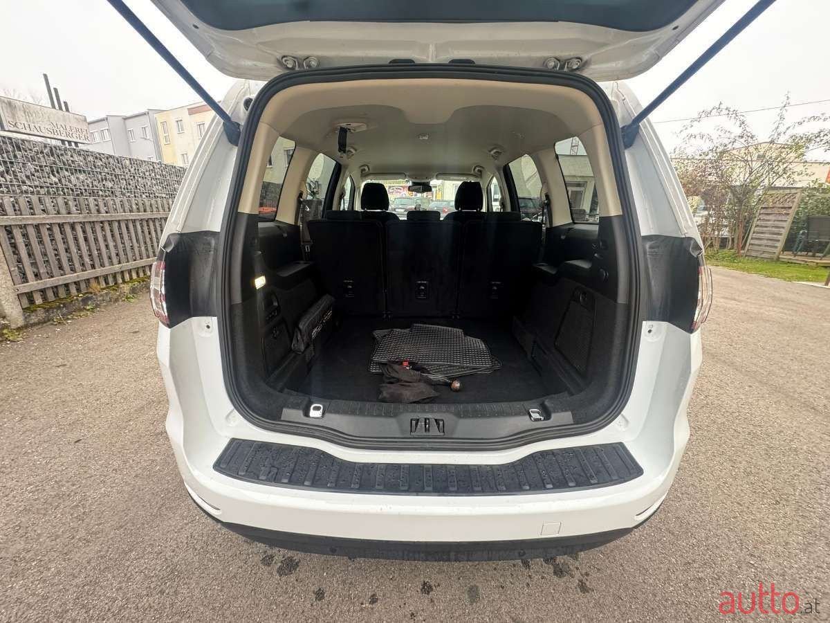 2021' Ford Galaxy photo #6