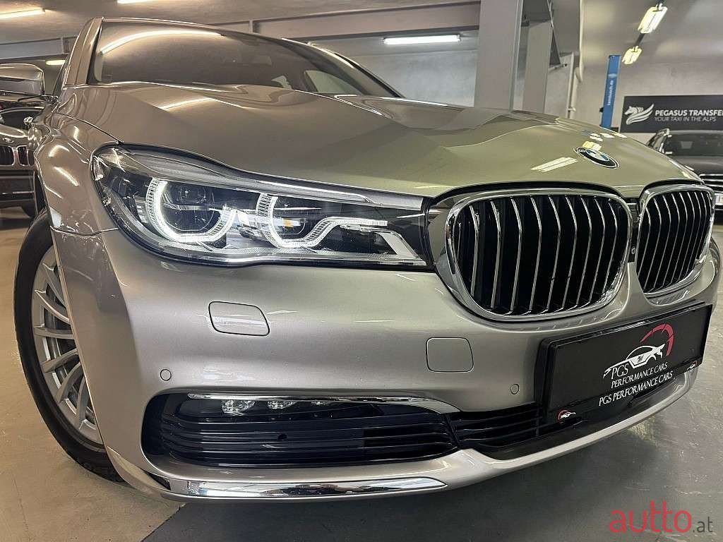 2017' BMW 7Er-Reihe photo #3