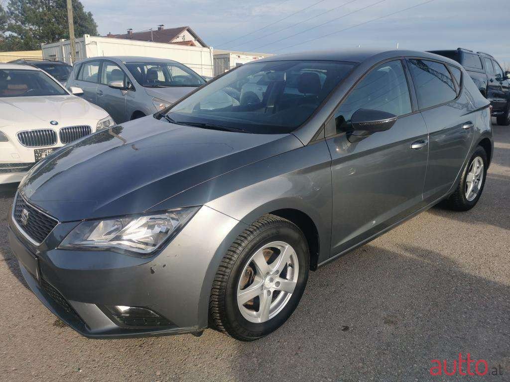 2013' SEAT Leon photo #3