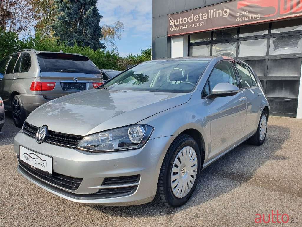 2014' Volkswagen Golf photo #1