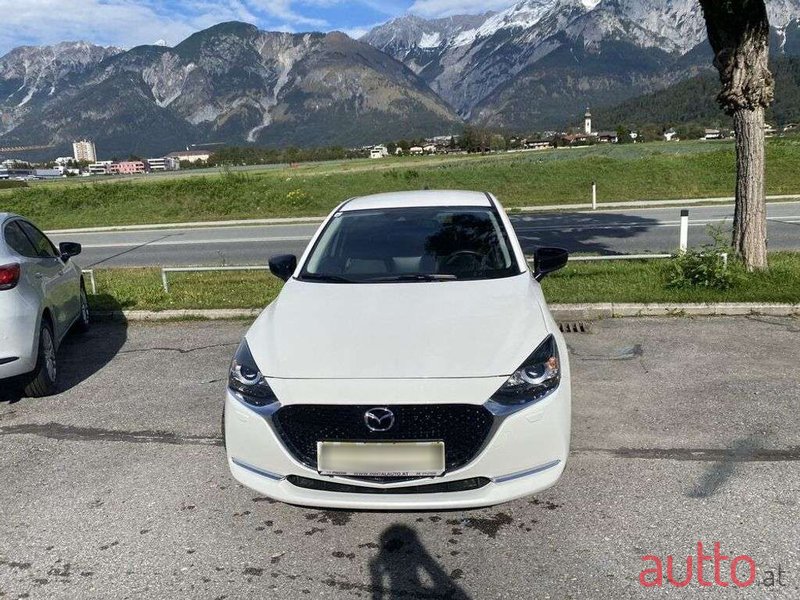 2022' Mazda Mazda2 photo #2