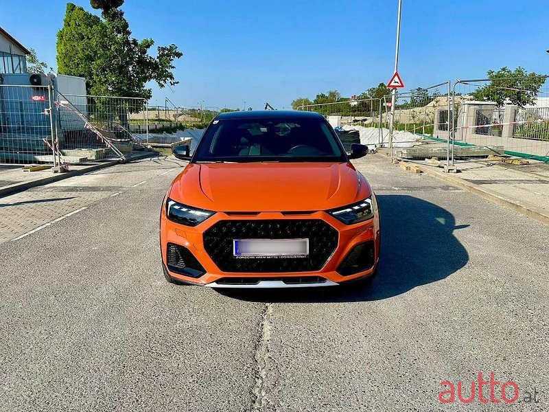 2021' Audi A1 photo #2