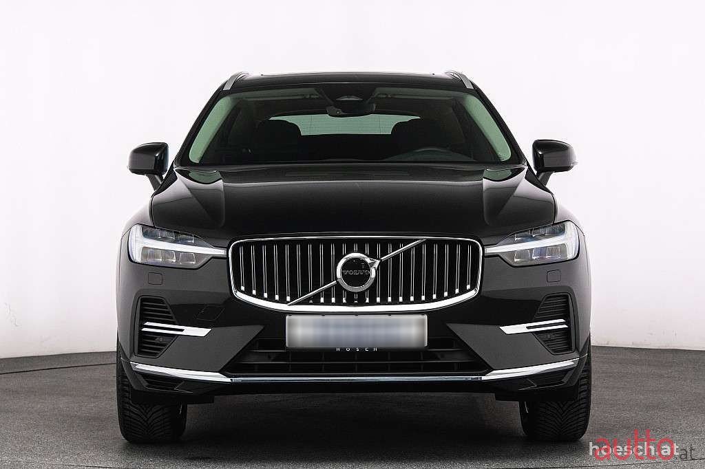 2023' Volvo XC60 photo #1
