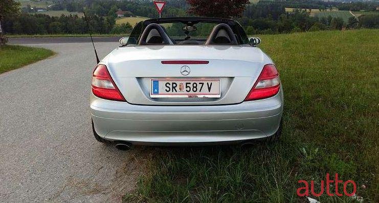 2004' Mercedes-Benz Slk-Klasse photo #1