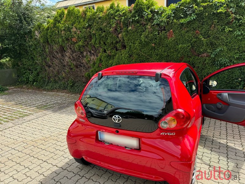 2008' Toyota Aygo VVTI photo #1