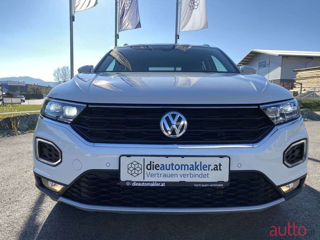 2018' Volkswagen T-Roc photo #3