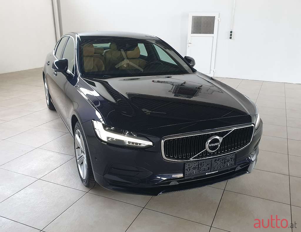 2017' Volvo S90 photo #4