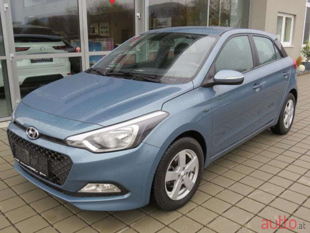 2017' Hyundai i20 photo #3