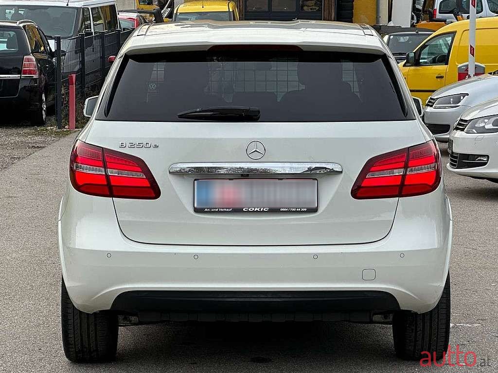 2016' Mercedes-Benz B-Klasse photo #6