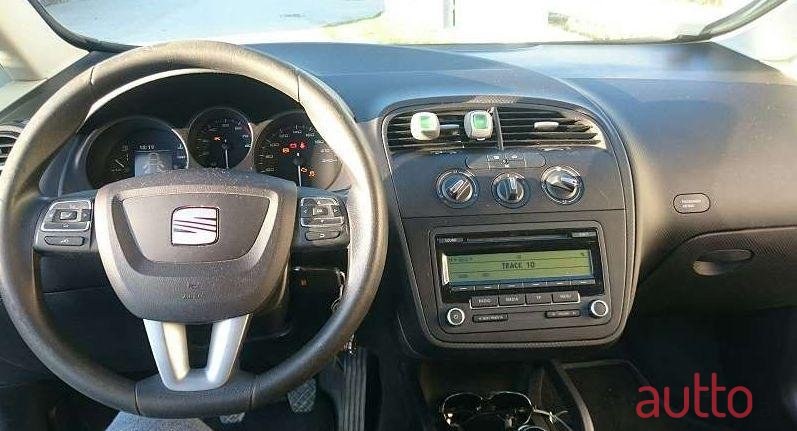 2010' SEAT Altea photo #1