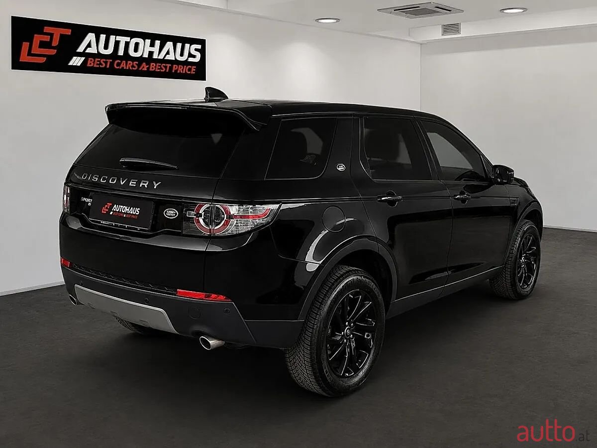 2019' Land Rover Discovery Sport photo #6