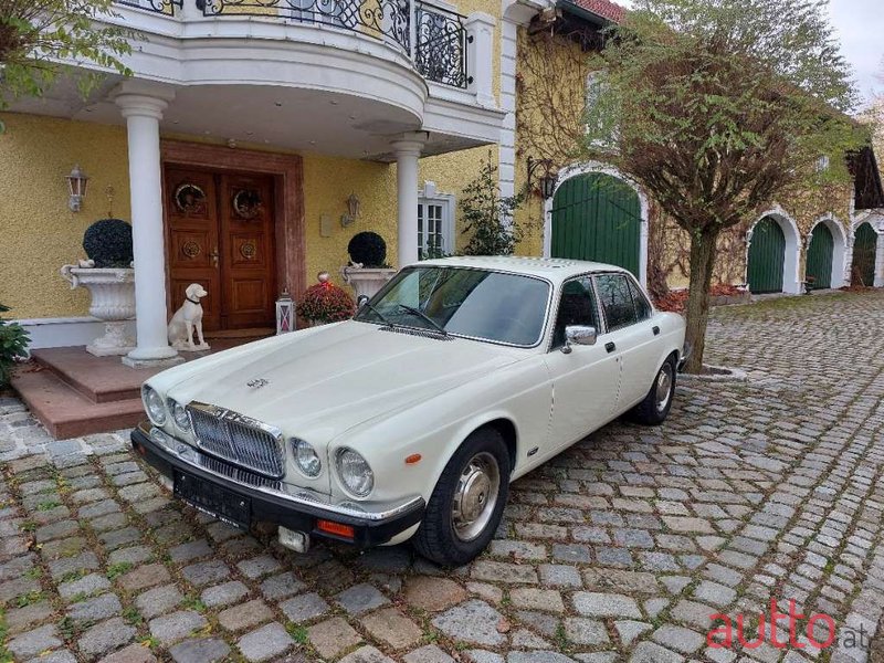 1986' Jaguar XJ photo #1