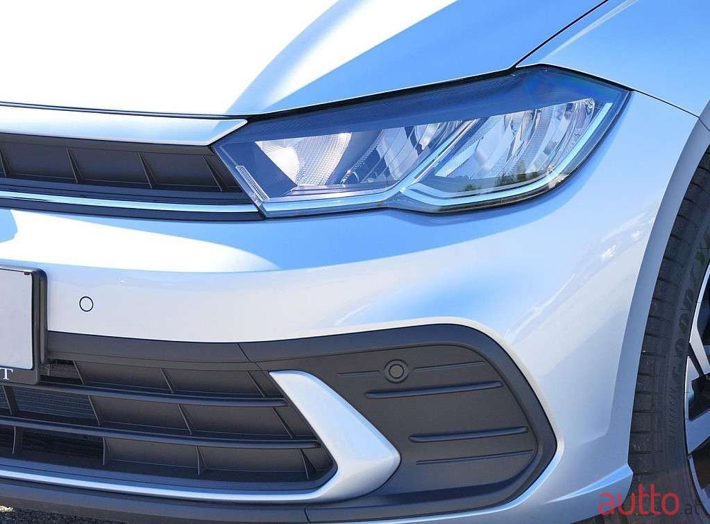 2023' Volkswagen Polo photo #2