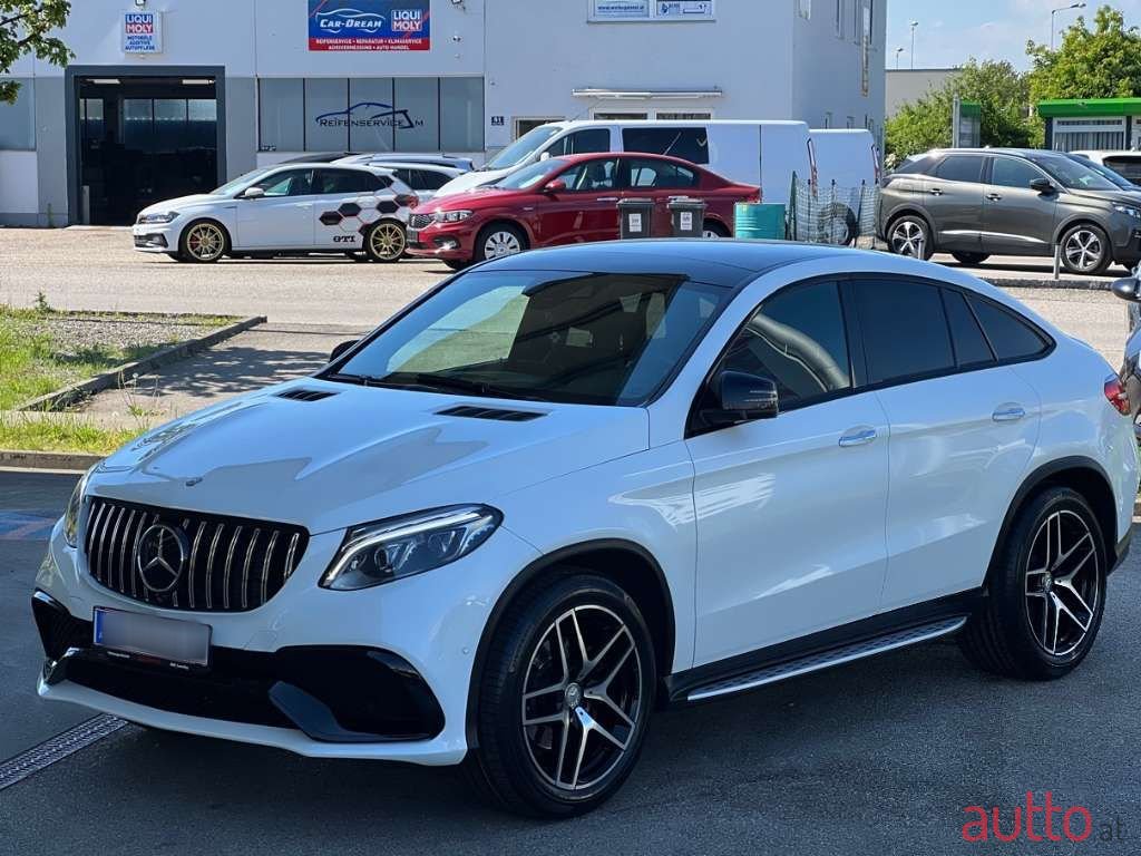 2016' Mercedes-Benz Gle-Klasse photo #2