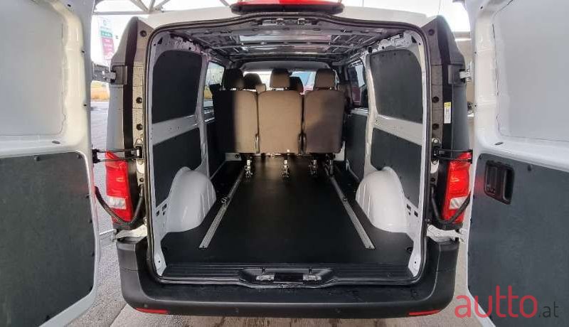 2018' Mercedes-Benz Vito photo #5