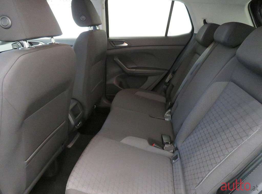 2023' Volkswagen T-Cross photo #6