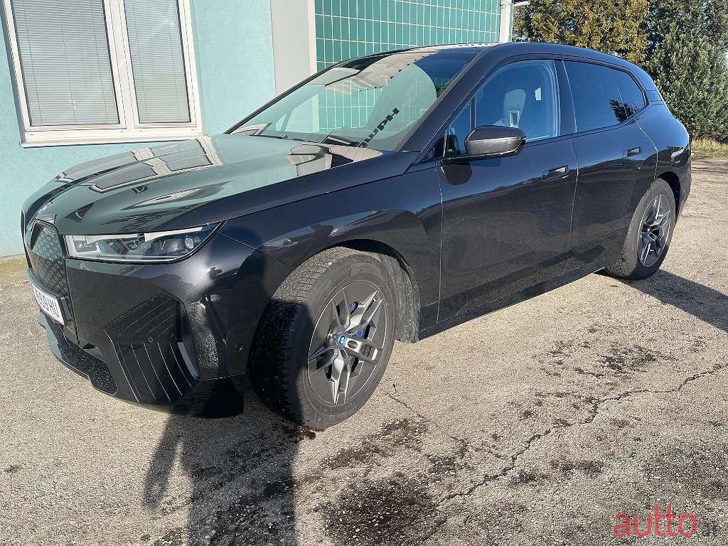 2022' BMW Ix photo #1
