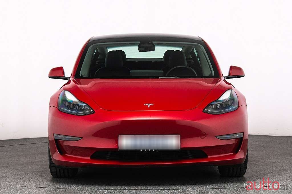 2023' Tesla Model 3 photo #2