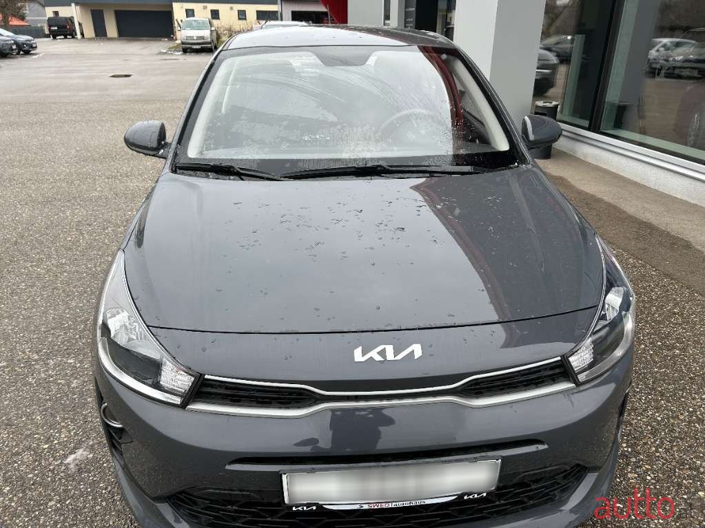 2023' Kia Rio photo #2