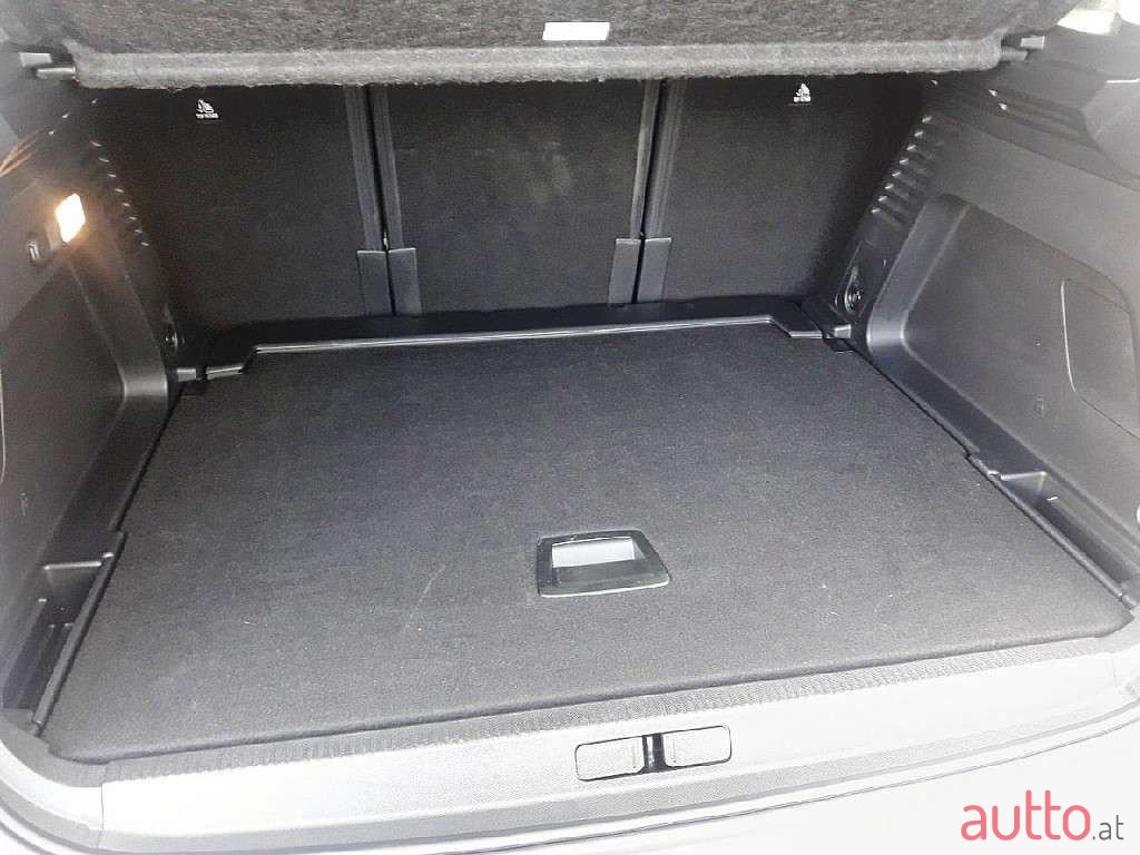 2020' Citroen C5 Aircross photo #6