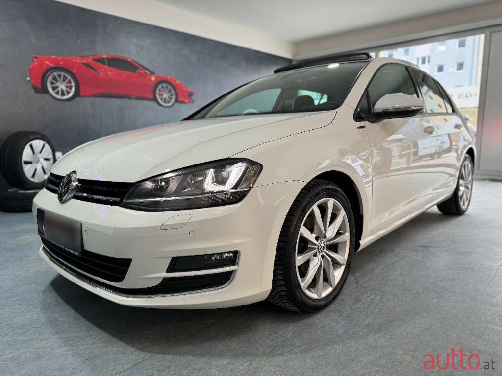 2014' Volkswagen Golf photo #3