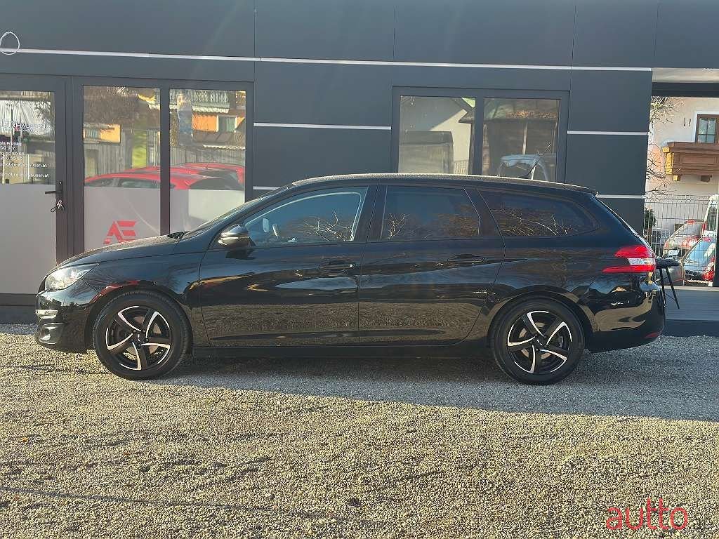2016' Peugeot 308 photo #2