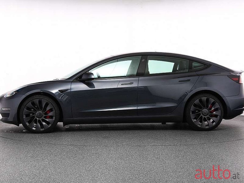 2022' Tesla Model 3 photo #3