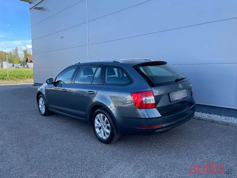 2018' Skoda Octavia photo #4