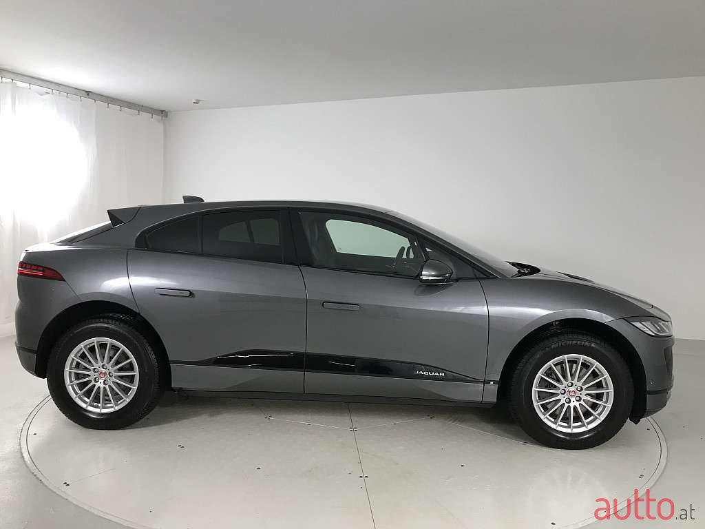 2020' Jaguar I-Pace photo #6
