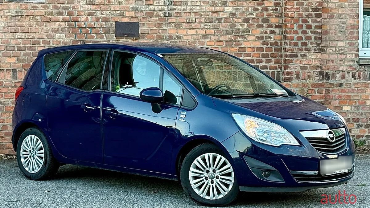 2013' Opel Meriva photo #4