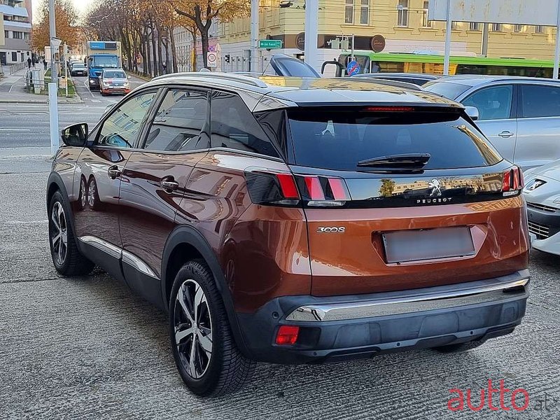 2017' Peugeot 3008 photo #2