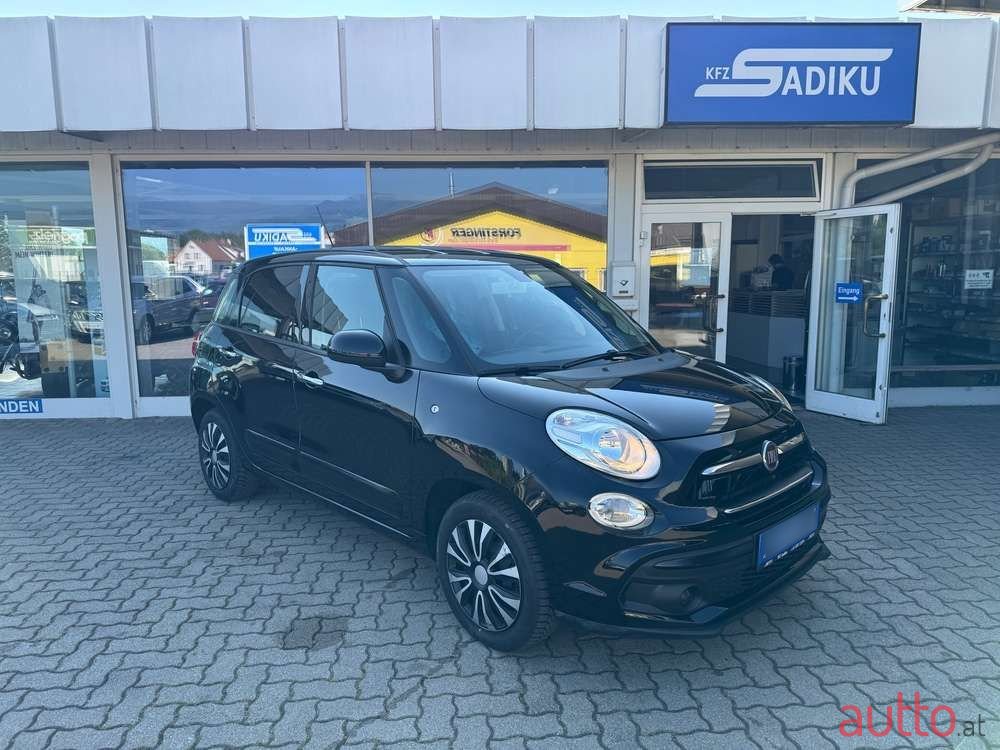 2018' Fiat 500L photo #4